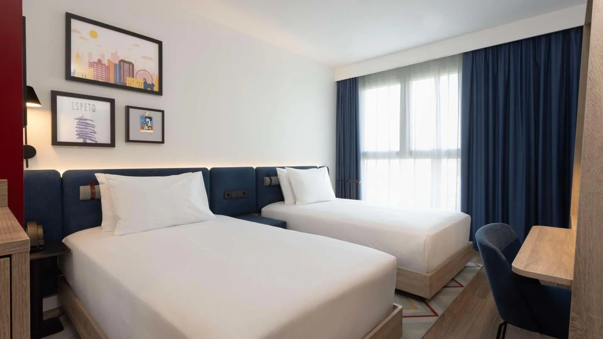 酒店 Hampton By Hilton Malaga Martiricos酒店